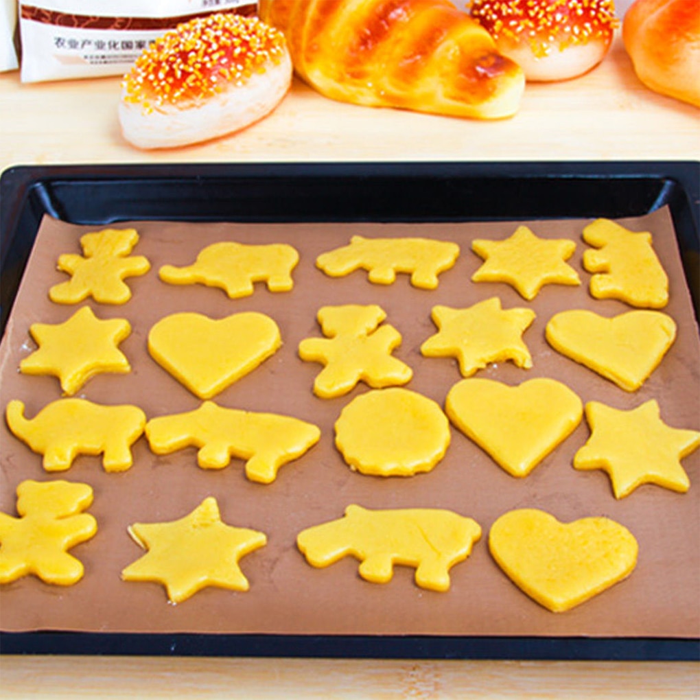 NEW Reusable Non Stick Baking Paper High Temperature Resistant Sheet Oven Microwave Grill Baking Mat Baking Tools