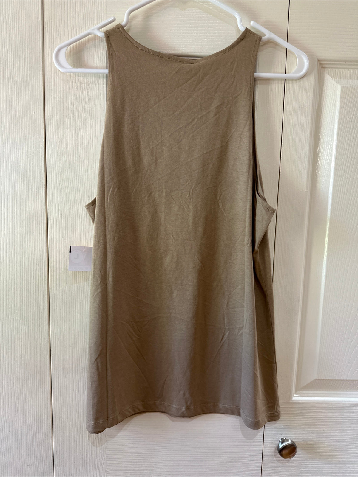 Olivacious Tan Beige Cream Women's Top Sleeveless Size Large NWT Office Casual