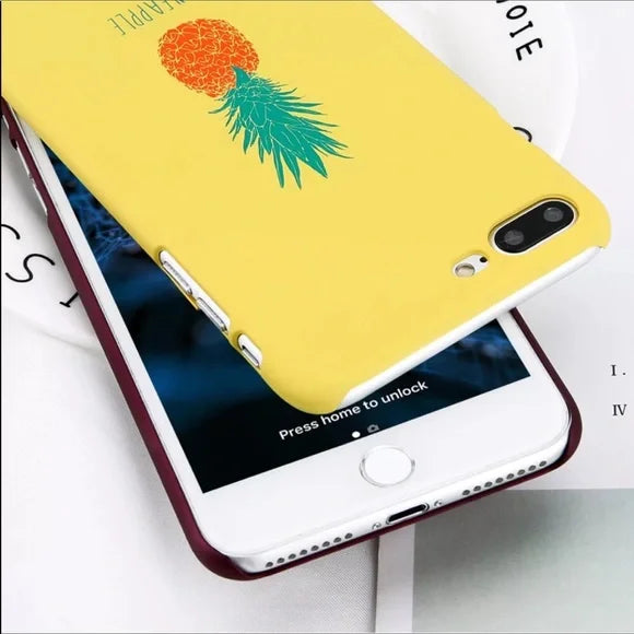 NWT Brand New Beautiful Pineapple 🍍 Black Yellow iPhone X Case Design.