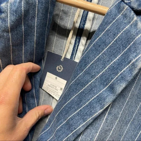 NWT Universal Thread Denim Blue Jean Jacket Striped. Size Small. Women's Ladies Fashion.