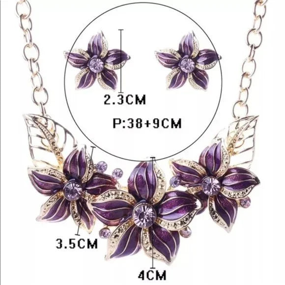 NWT Austrian Flower 🌸 Crystal Necklace Earrings Set. Women's Fashion Jewelry