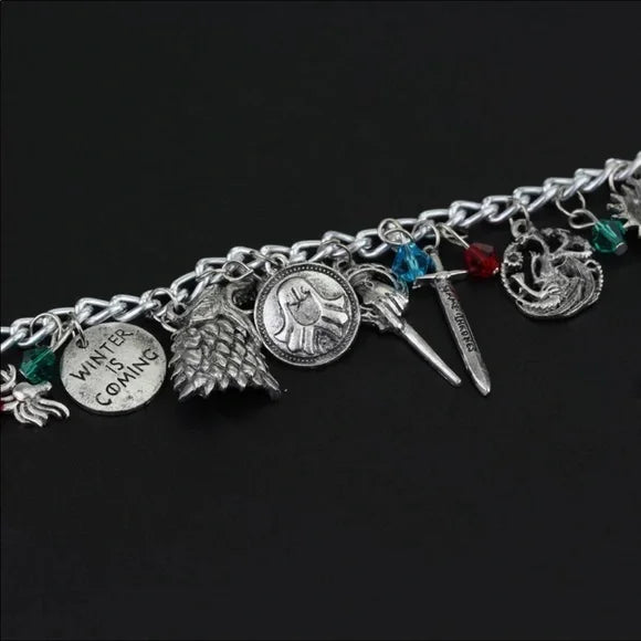 NWT GAME OF THRONES Winter is Coming Bracelet. Women's Fashion Accessories