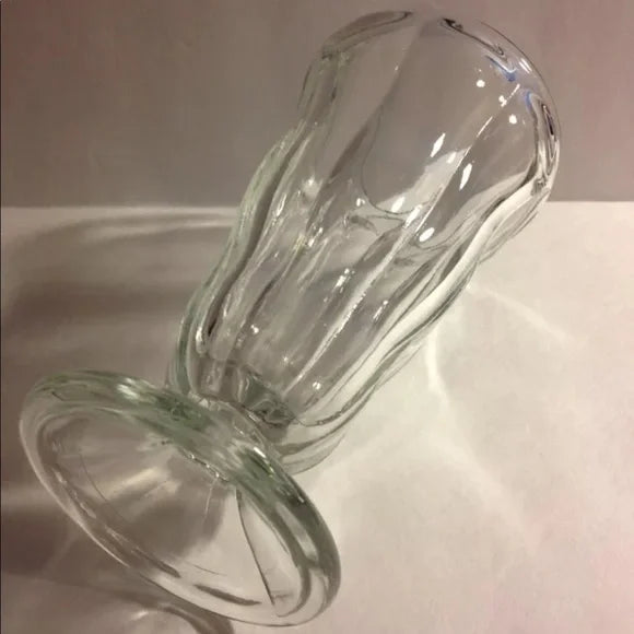 V-Shaped Clear Glass Flower 🌸 Vase Home 🏡 Decor