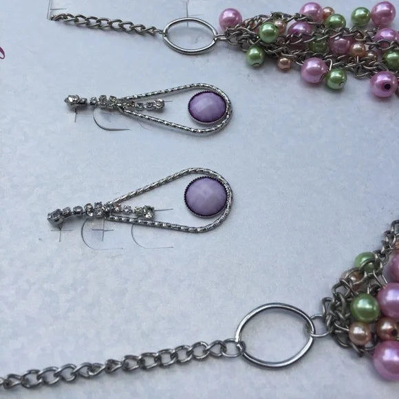 Very Pretty Brand New Multi-Beads Necklace and Earrings Set. Women's Fashion