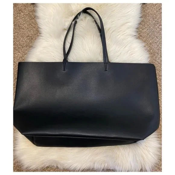 NWOT Victoria's Secret Black Tote Bag. Women's Ladies Fashion Accessories