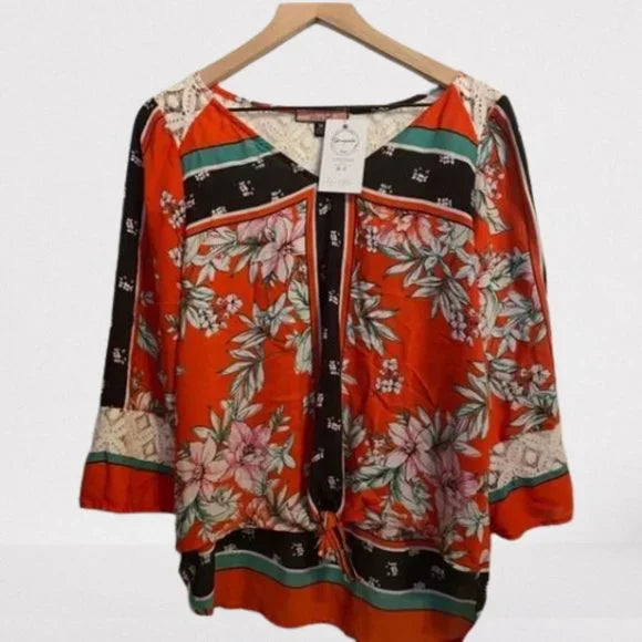 Olive Hill Women’s Red Printed Blouse Top. Size Medium.
