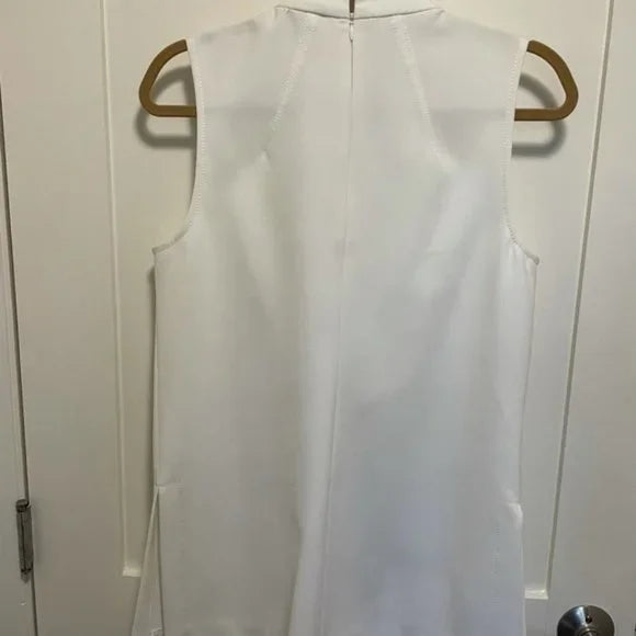 NWT Trina Turk White Tunic Top Blouse Size 8. Women's Fashion.
