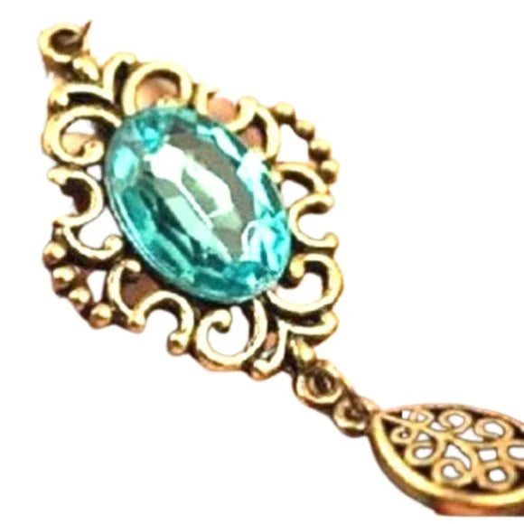 New Necklace Light Blue Green Pendant Necklace. Women's Fashion