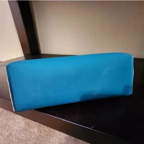 NWOT La Mer Cosmetic Makeup Bag. Women's Accessories
