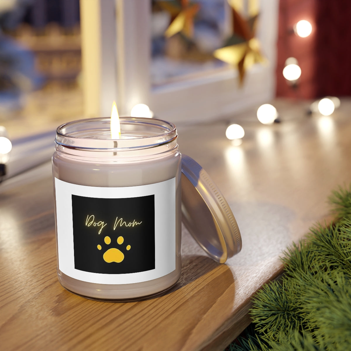 " Dog Mom " with Paw Design Scented Candles, 9oz Holiday Gift Birthday Gift Comfort Spice Scent, Sea Breeze Scent, Vanilla Bean Scent Home Decor