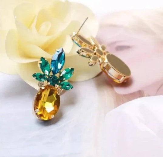 Brand New Cute Pineapple π Earrings Yellow Green . Women's Ladies Fashion Jewelry - Findsbyjune.com