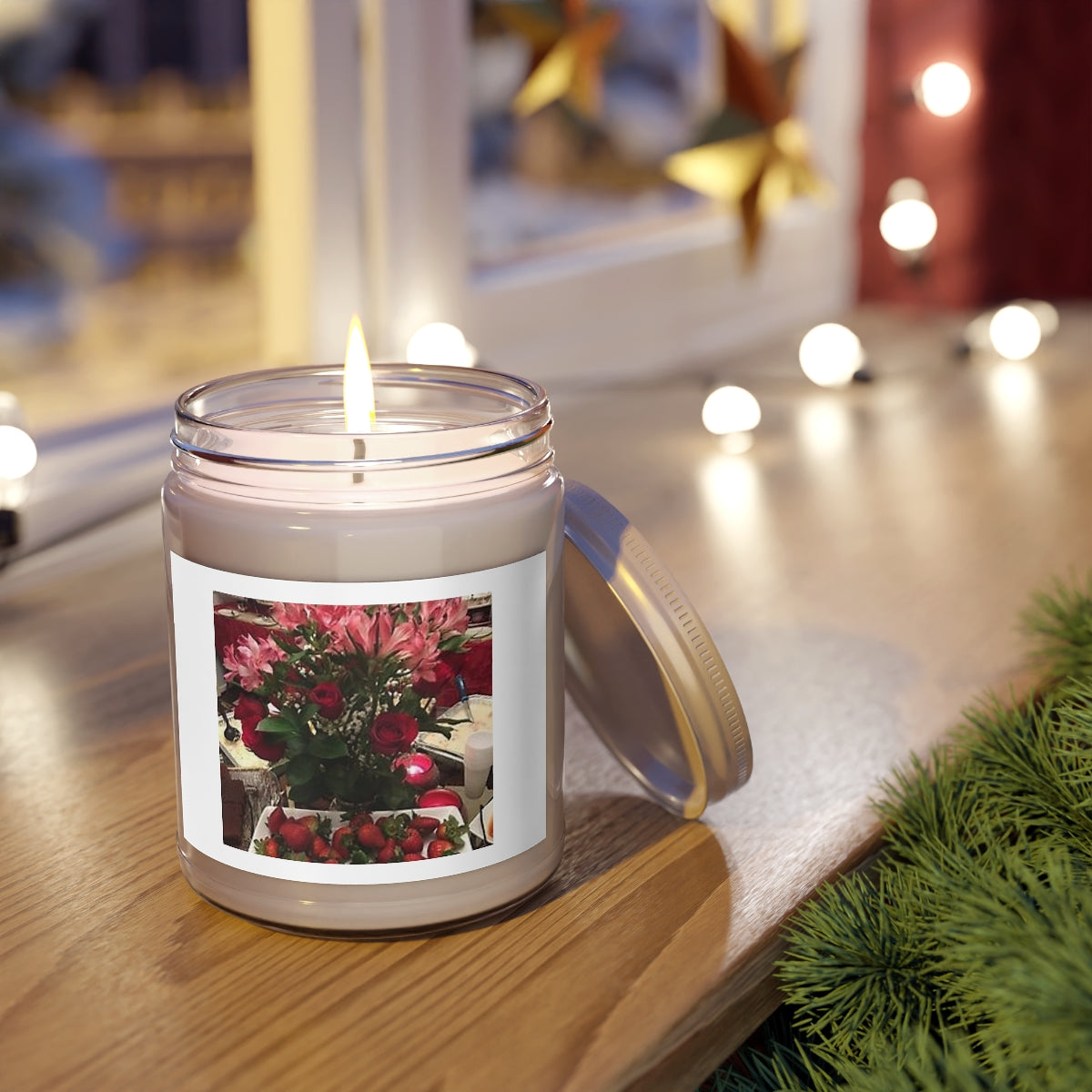 " Flowers & Strawberries " Design Scented Candles, 9oz Holiday Gift Birthday Gift Comfort Spice Scent, Sea Breeze Scent, Vanilla Bean Scent Home Decor