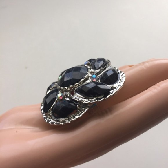 Brand-new big chunky adjustable ring π for women & Ladies. fashion jewelry. π black gemstones π. Women's Ladies Fashion - Findsbyjune.com
