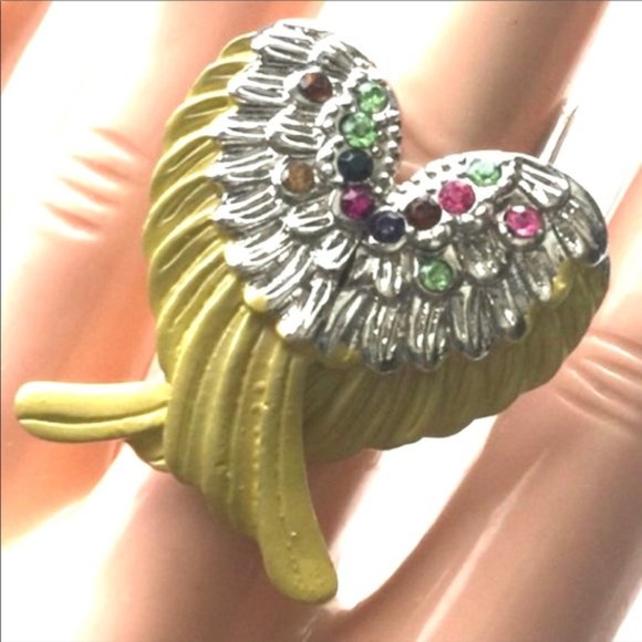 Brand new big chunky adjustable ring π fashion jewelry for Women's & ladies. Yellow angel π wings design silver with colorful π gemstones. - Findsbyjune.com