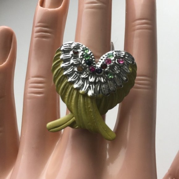 Brand new big chunky adjustable ring π fashion jewelry for Women's & ladies. Yellow angel π wings design silver with colorful π gemstones. - Findsbyjune.com