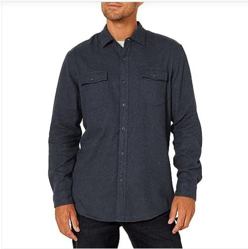 Amazon Essentials Men’s Regular-Fit Long-Sleeve Two-Pocket Flannel Shirt