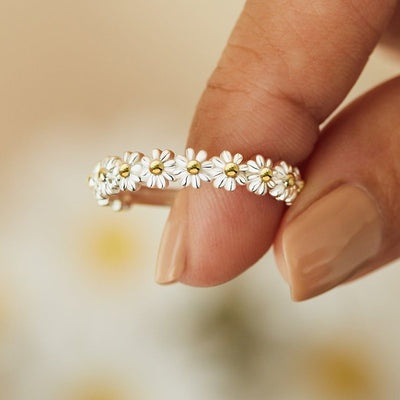 VINTAGE DAISY RINGS FOR WOMEN CUTE FLOWER RING ADJUSTABLE OPEN CUFF WEDDING ENGAGEMENT RINGS FEMALE JEWELRY