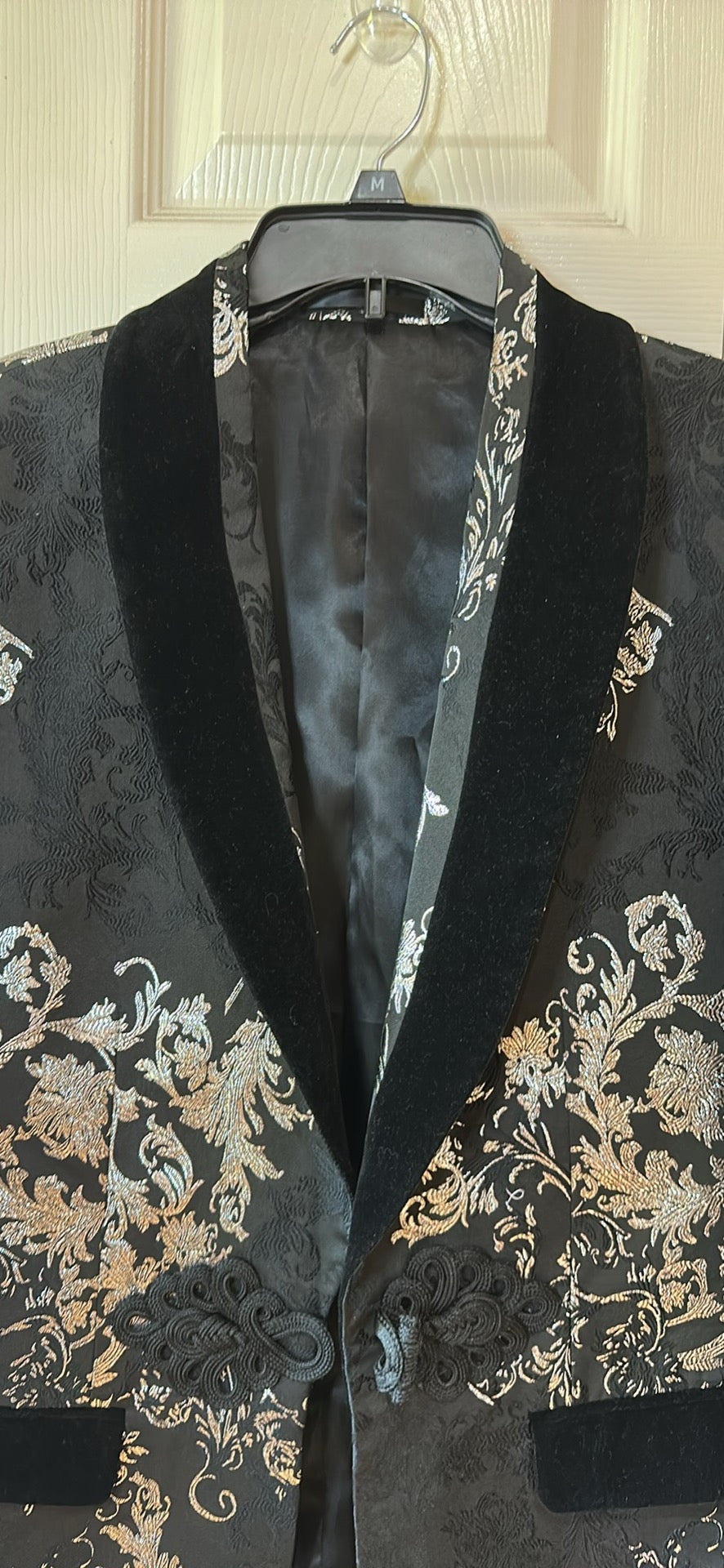 Men's Medium Black and Silver Floral Brocade Blazer with Velvet Lapels - Medium