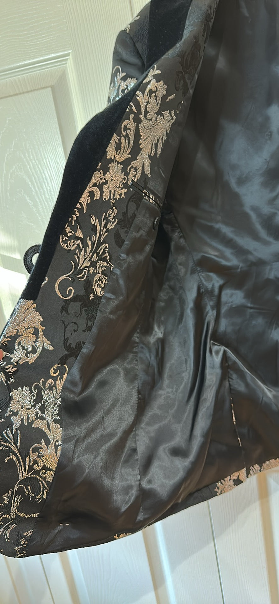 Men's Medium Black and Silver Floral Brocade Blazer with Velvet Lapels - Medium
