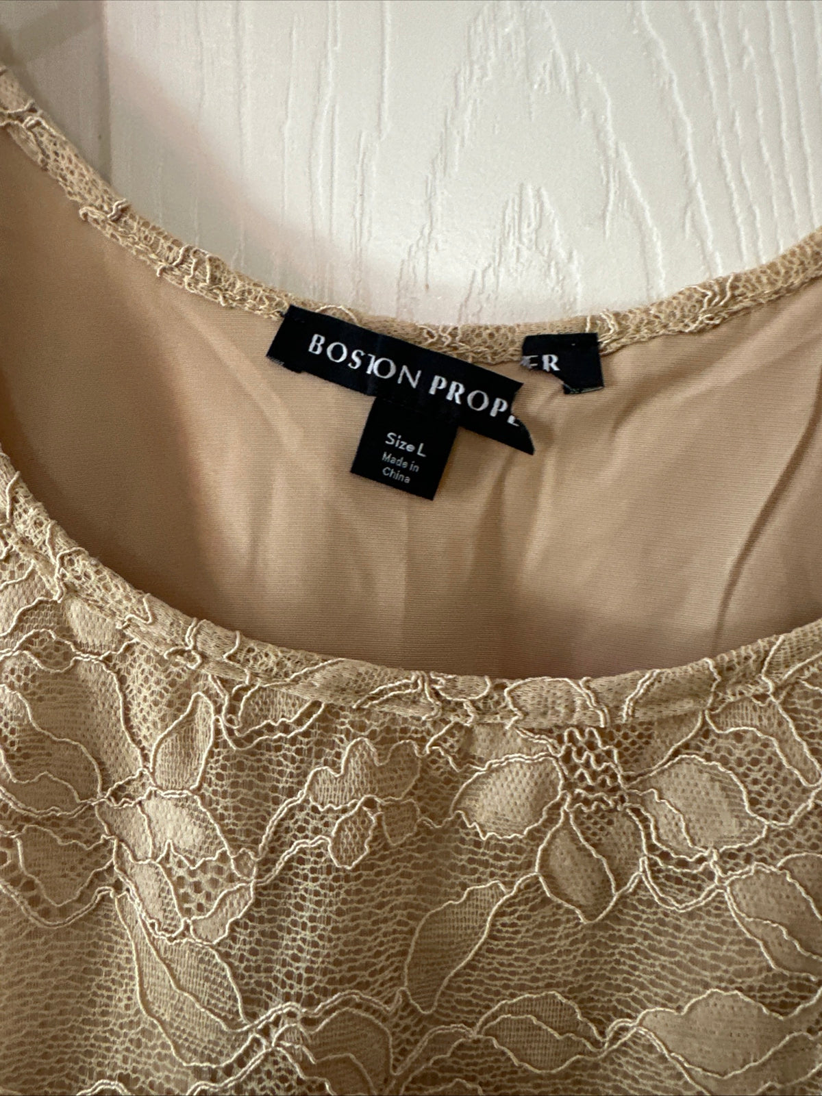 Boston Proper Tan Cream Lace Sleeveless Women's Top Large NWT Classic Ladies