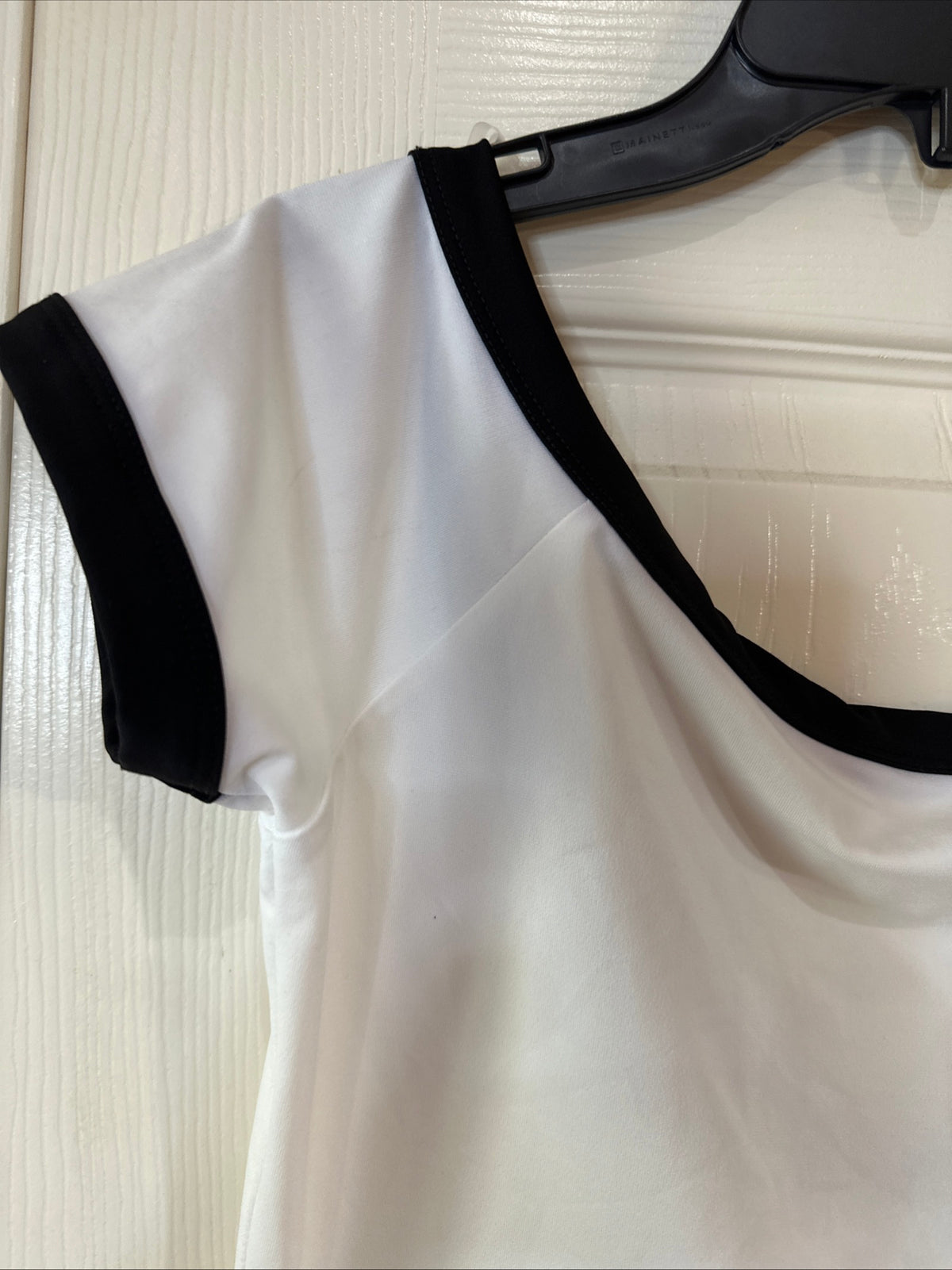 NWT Ten Sixty Sherman Woman's Small White Black Top Comfortable