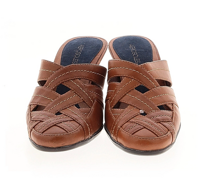 Aerosoles Mules Clogs Brand New Size 6 Brown