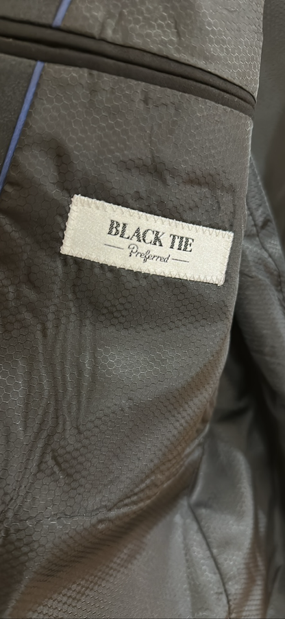 Black Tie Preferred Suit Men's Size Medium