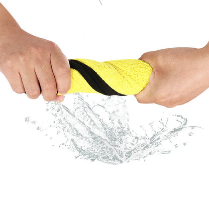 Quick-drying Dog and Cat Towels Soft Fiber Towels Absorbent Bath Towel Pet Bathrobe Convenient Cleaning Towel Dog Accessories
