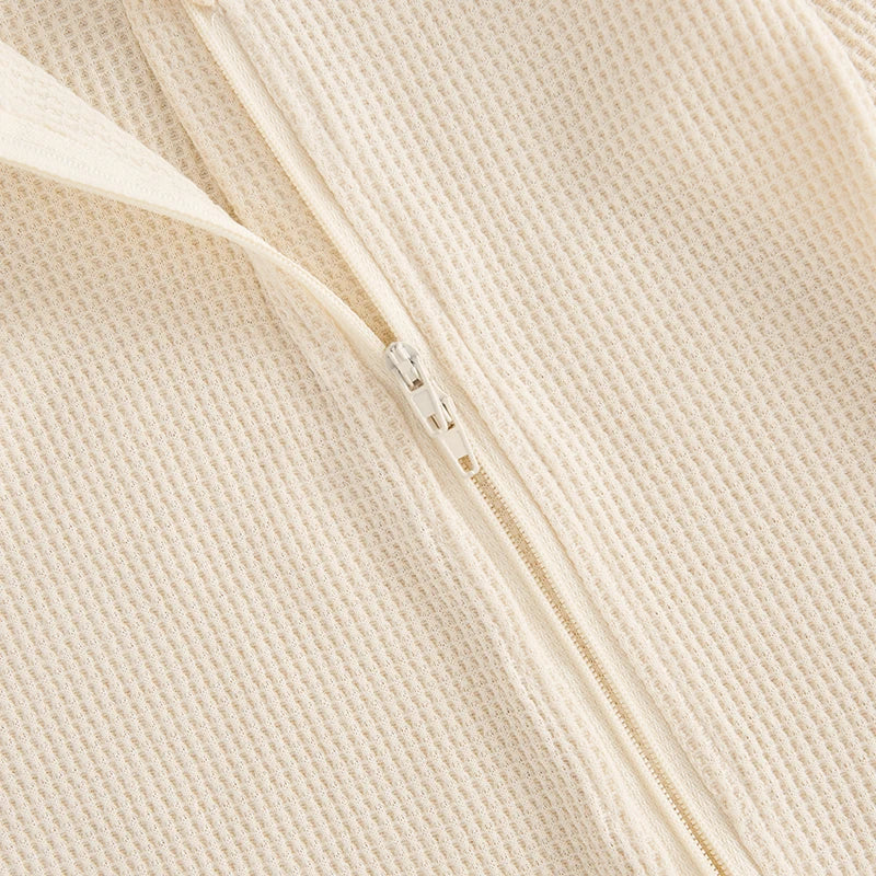 2024-09-07 Lioraitiin Newborn Baby Fall Footed Romper Solid Color Waffle Long Sleeve Crew Neck Zipper Jumpsuit with Hat