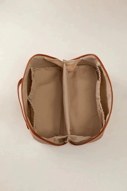 Portable Travel Cosmetics Storage Bag Large-Capacity Makeup Bag Waterproof Beauty And Skincare Beauty Pillow Toiletries Handbag