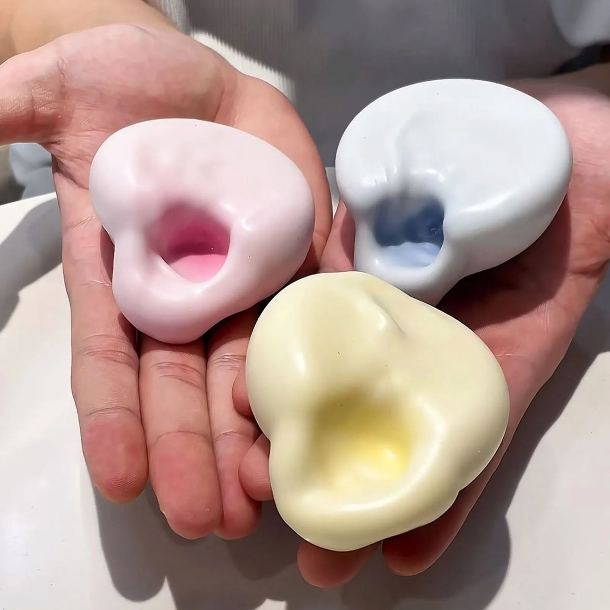 Relax Ball Squishy Table Toys Plasticity Ice Skin Super Soft Ultra-Thin Sticky Handmade Ball Light Squeez Stress Relieving Toys