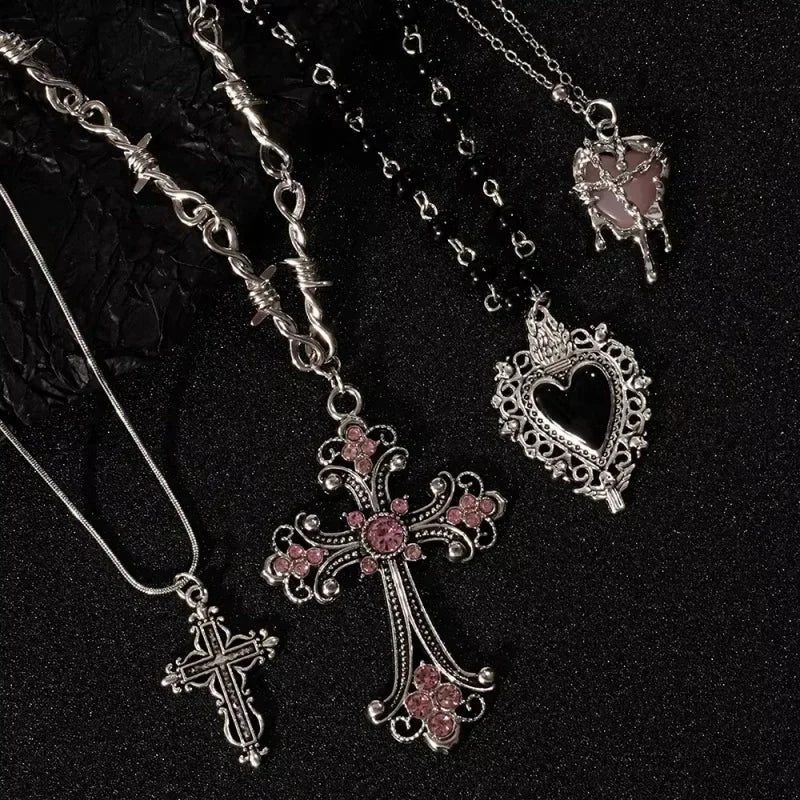 Y2K Sweet Cool Girl Personalized Creative Cross Love Pendant Necklace, Suitable for Daily Wearing