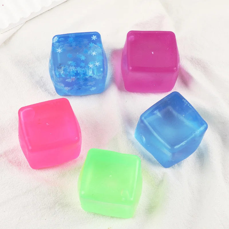 Ice Cube Squishy Fidget Toy, Soft Resilient Stress Relief Squeeze Cube Toy, Automatic Rebound Sensory Anxiety Relief Toy, Non-Toxic Portable Desk Fidget Nee Doh Cube for Kids Adults Classroom Office Relax Gift Random Multicol