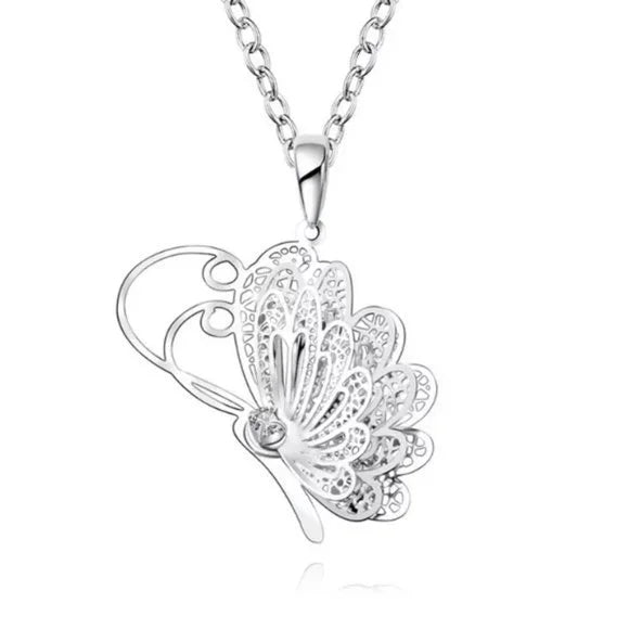 Brand New Silver Plated Butterfly Charm Pendant‎ Necklace. Women's Fashion