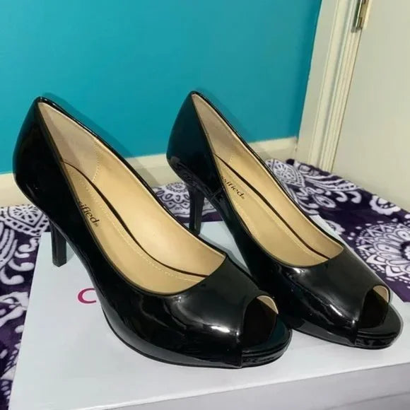 New Black Shiny Cityclassified Short Peep Toe Pumps‎ Size 7.5. Women's Fashion.