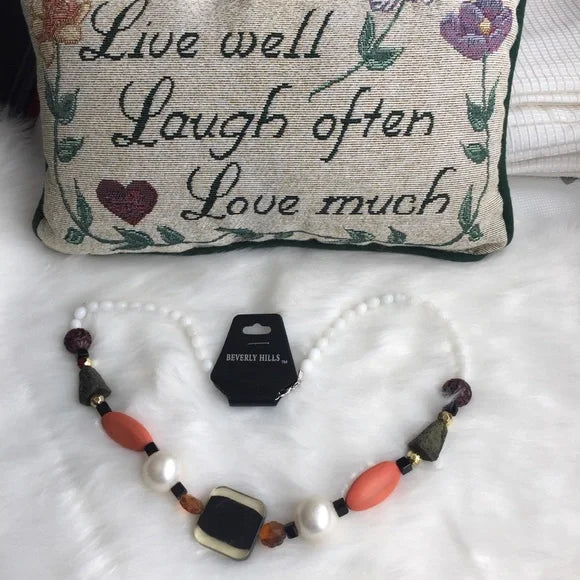 New Beverly Hills Colorful Orange White Beaded Necklace.‎ Women's Fashion