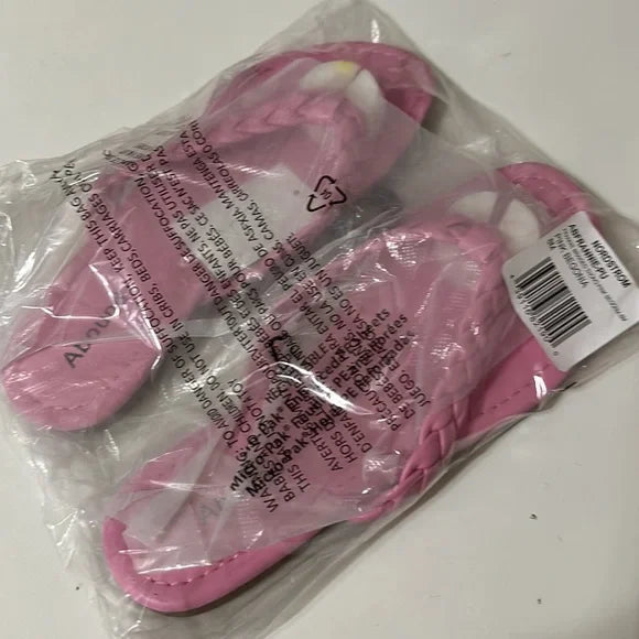 50 % OFF NWT Abound Frannie Braided Thong Pink Sandal‎ Slippers. Size 8M. Women's Fashion.