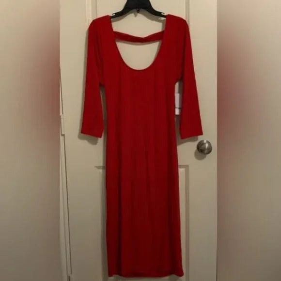 NWT Women’s Shoe Dazzle‎ Ribbed Red Long Sleeve Dress. Size XL.