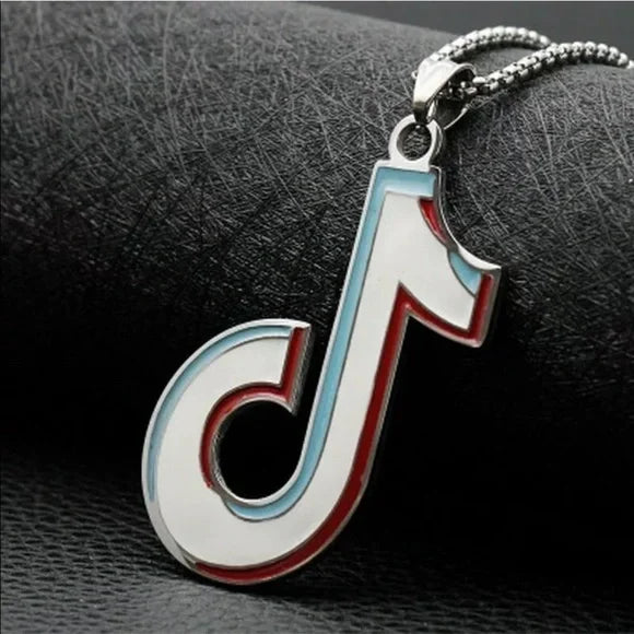 New‎ TikTok Fashion Pendant Necklace. Women's Ladies Fashion Jewelry.