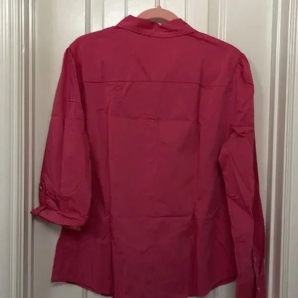 NWT Fuchsia NYCO Oxford blouse Size XL, long sleeve, sleeves can be rolled up as well