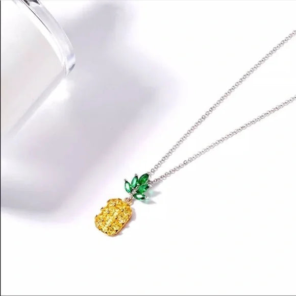 Brand New Pineapple 🍍 Crystal Charm Necklace. Women's Fashion‎ Jewelry