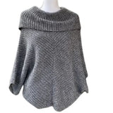 NWT New Wool Solid‎ Gray with Metallic Design Poncho Size Large Women's Fashion