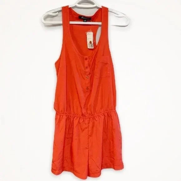 NWT Forever 21 Coral Red Sleeveless Button Front‎ Romper. Size Medium.