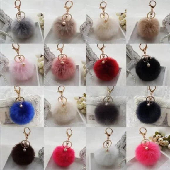 30% OFF NWT Rabbit Fur PomPom‎ Bag Keychain