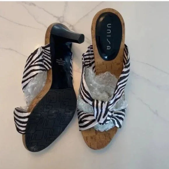 Unisa Size‎ 8 is very cute 🦓 zebra striped heels. Women's Fashion