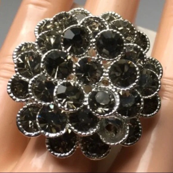 Brand New Style and Co. Pave Flower Stretch Adjustable Ring. Women's Fashion