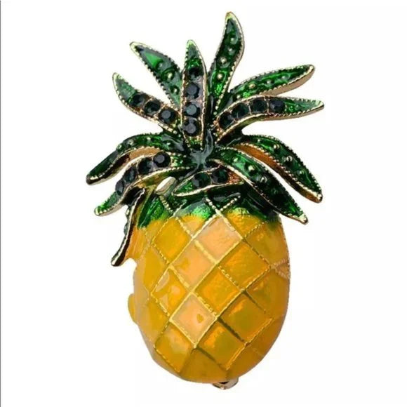 30% OFF NWT New Pineapple 🍍‎ Brooch Pin