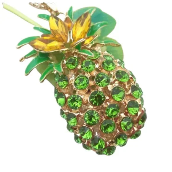 NWT New Huge Pineapple 🍍 Charm Necklace. Women's Fashion‎ Jewelry