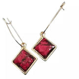 NWOT Pretty Red Color Dangling Earrings. Women's Fashion Accessories.