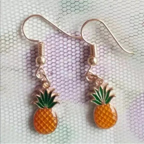 NWOT Pineapple 🍍 Green-Yellow Drop Earrings. Women's Fashion Accessories.